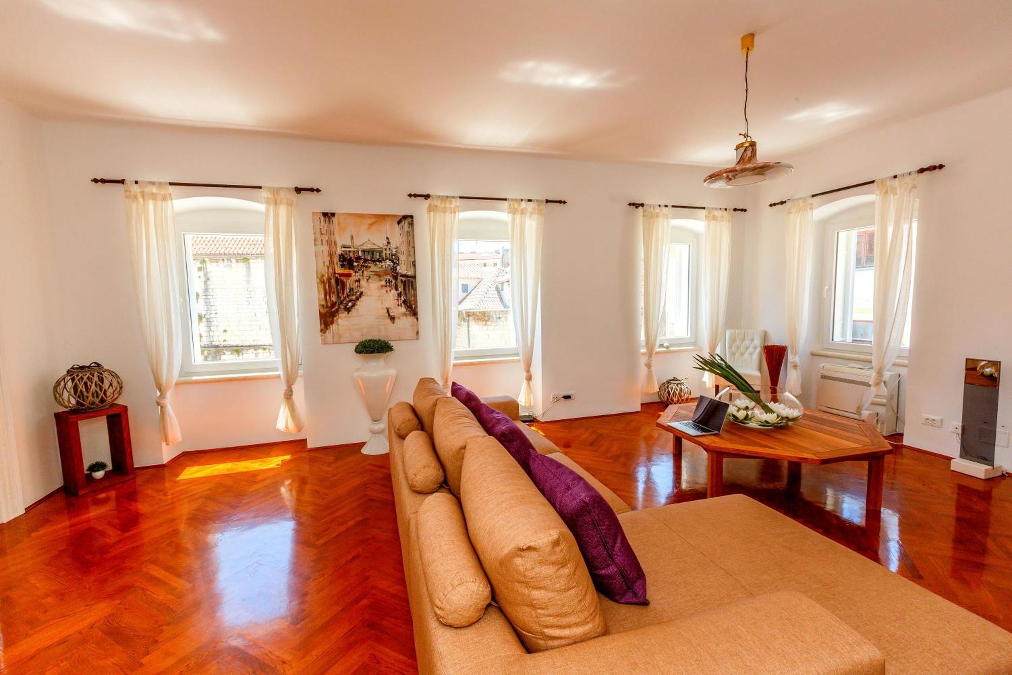 The Palace Collection In Centre Apartman Split